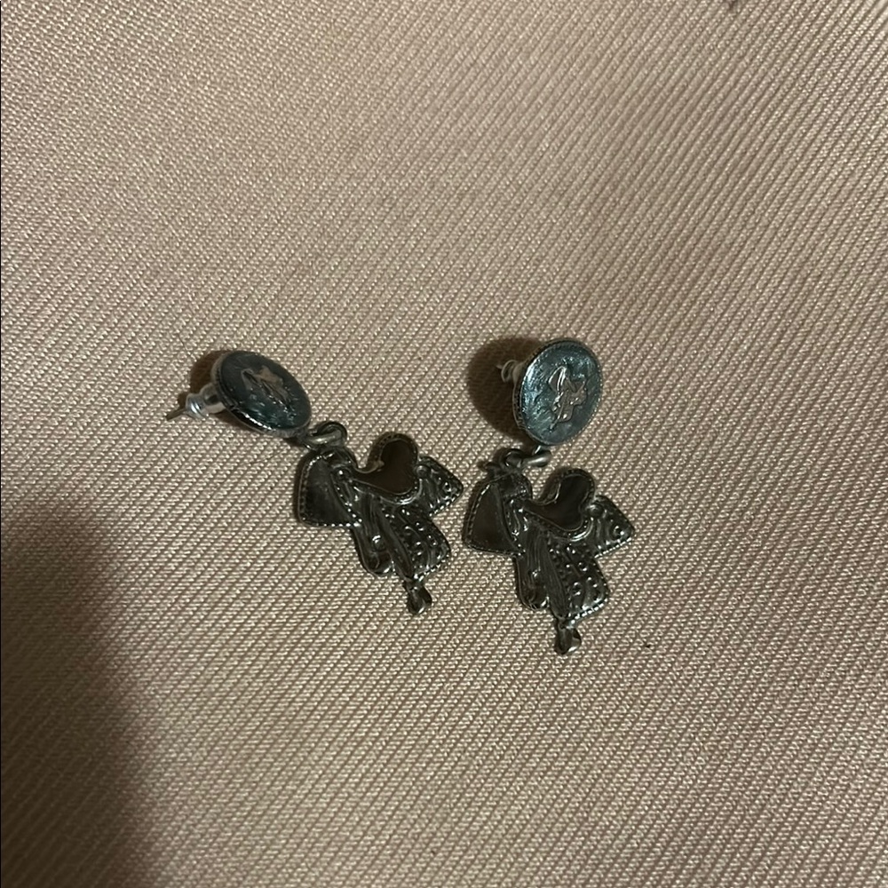Saddle Shaped Dangle Silver Earrings